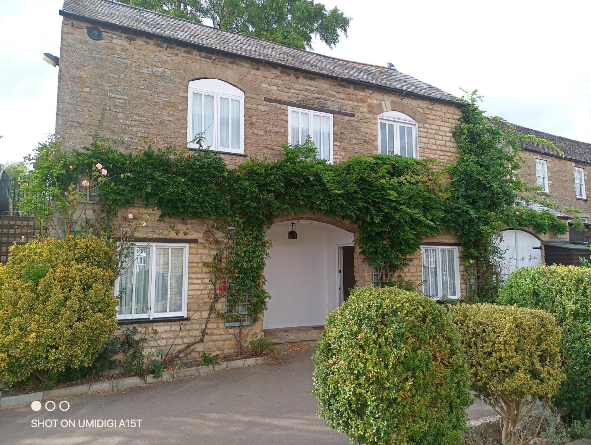 The Ship Inn Oundle Buitenkant foto
