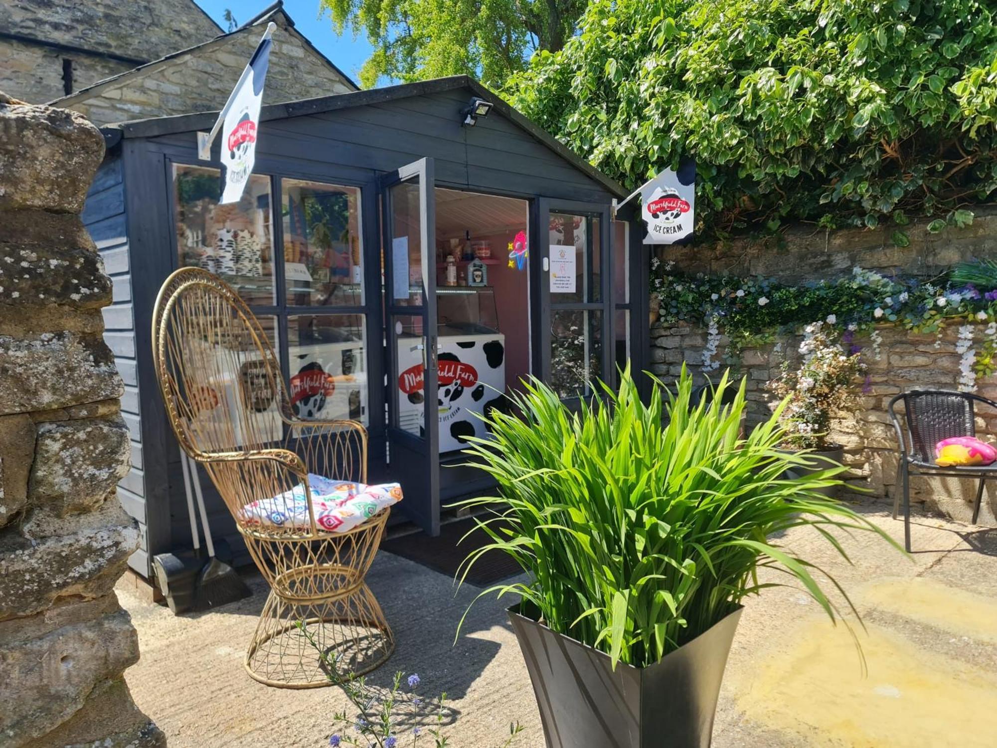 The Ship Inn Oundle Buitenkant foto